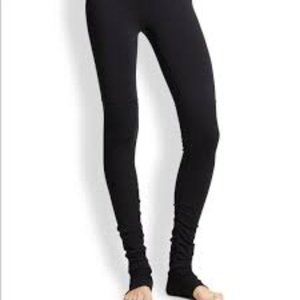 Black Goddess Legging Mid-Rise in XS Great Condition